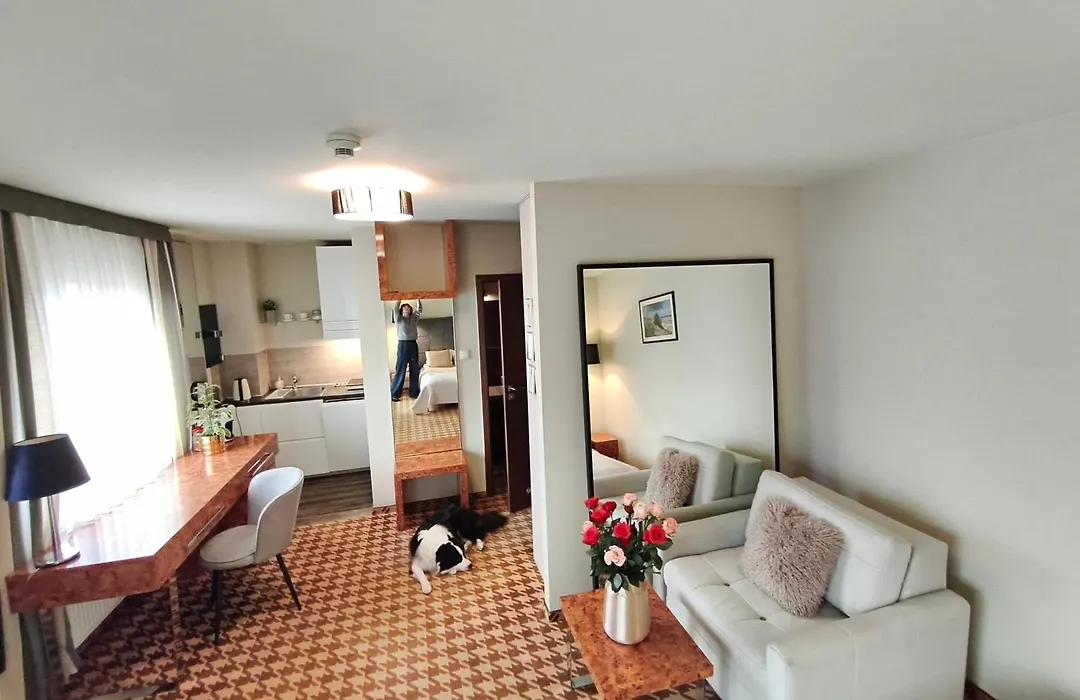 119 W Pieciogwiazdkowym Hotelu Royal Tulip Sand Plaza Tuz Tuz Dobruk Apartamenty-1