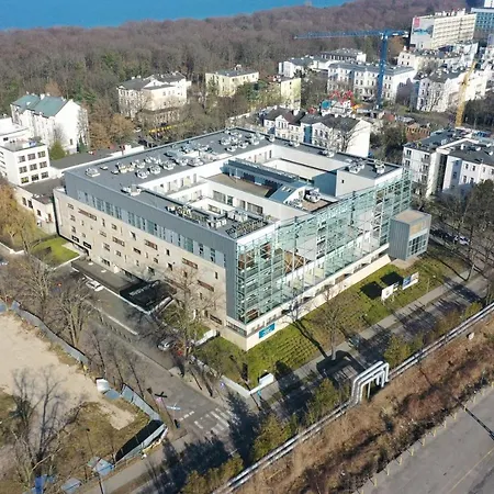 119 W Pieciogwiazdkowym Hotelu Royal Tulip Sand Plaza Tuz Tuz Dobruk Apartamenty-2